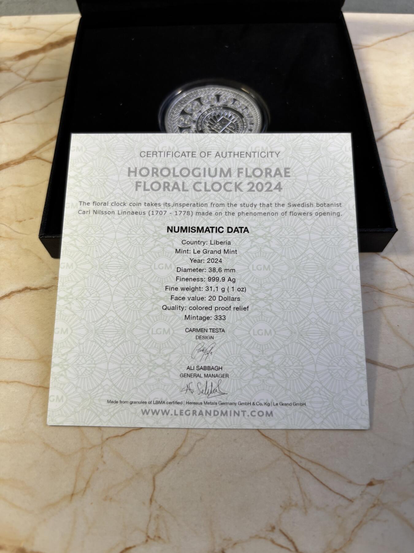 第196期拍卖 利比里亚2024年花卉钟表1盎司彩色纪念银币，1盎司，发行333枚