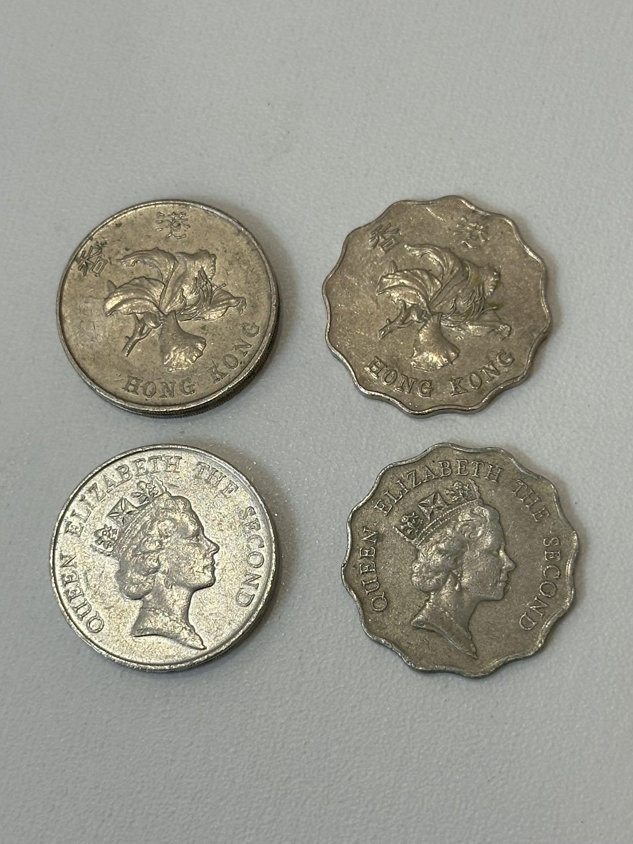 丙午马年四月第一场 。本期更新了稀有大革命纸币 香港2，5一组4枚。女王和紫荆花。女王版本还是不错的！（不设起拍，放漏）