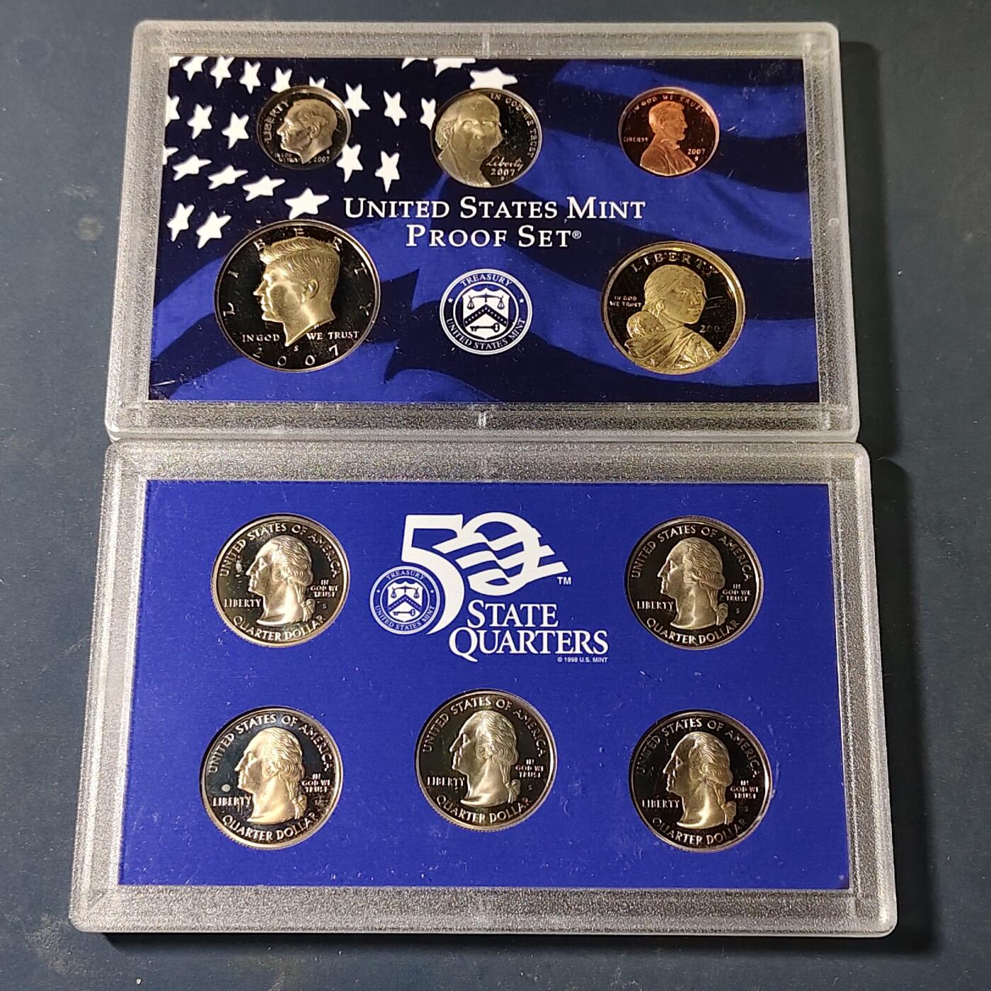 【全场包邮】纯粹捡漏拍517场 美国2007年官方封装精制套币（流通币一盒+州币一盒）-盒证全