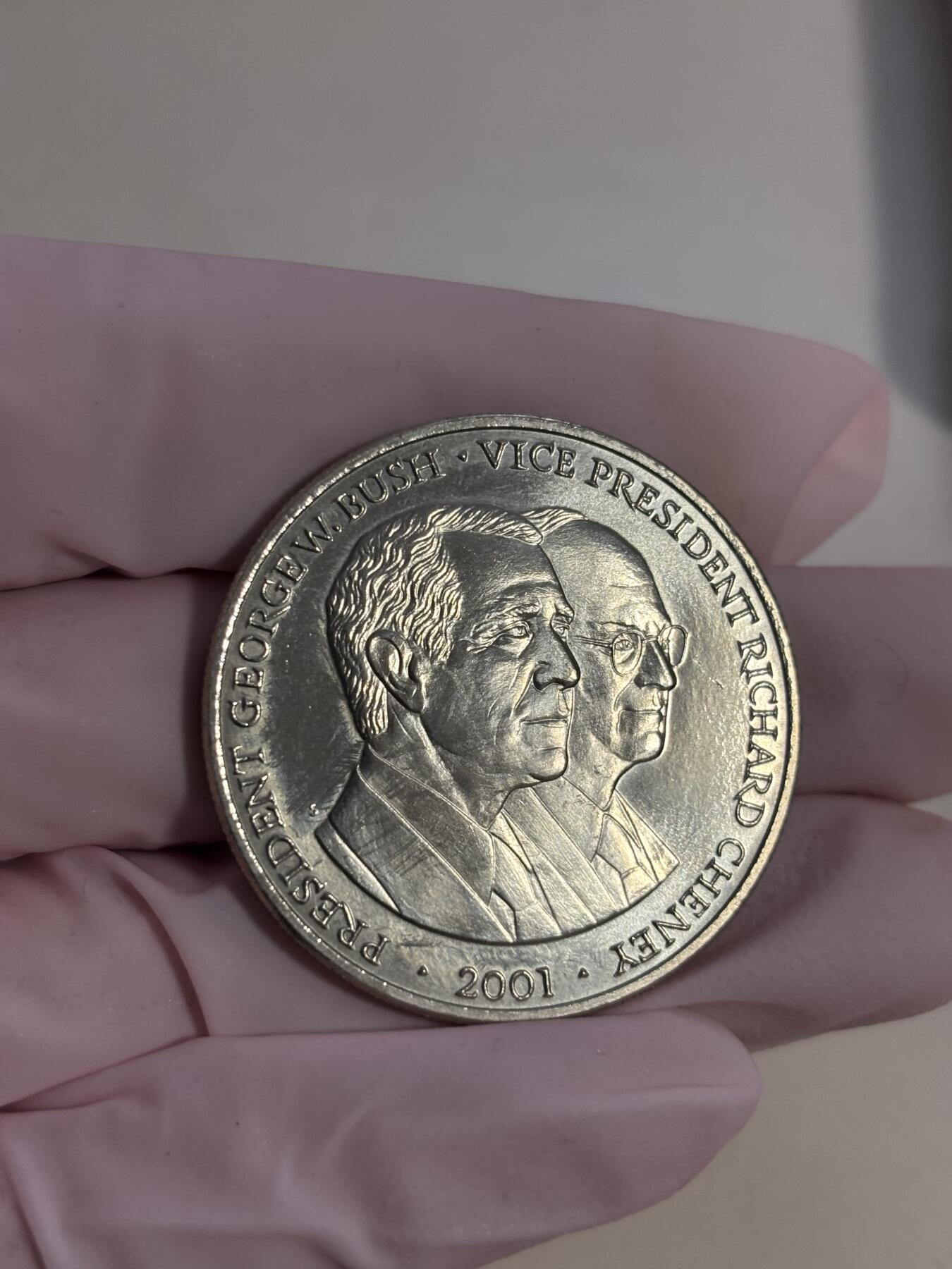 利比里亚 2001年 5元 纪念币