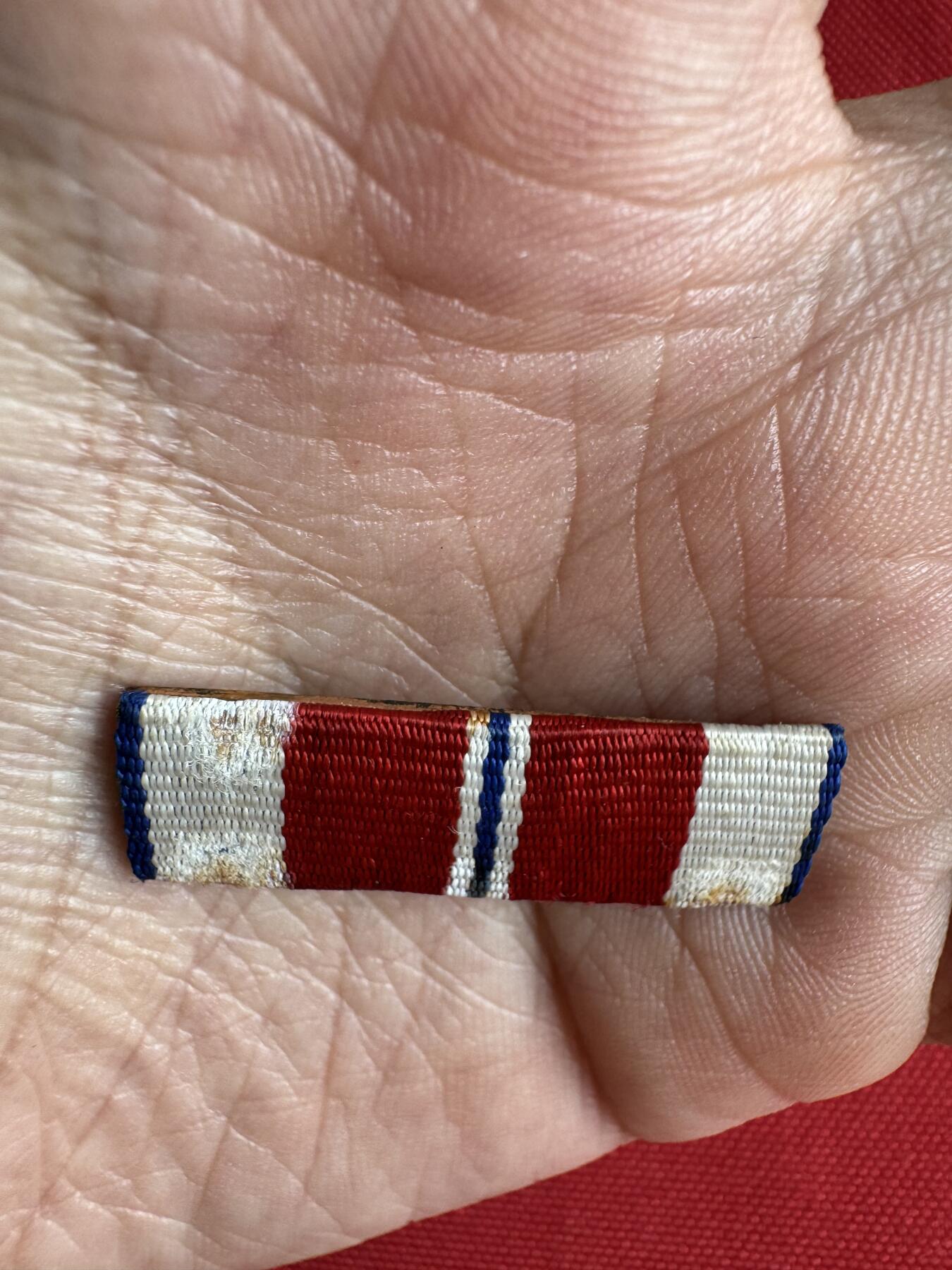 五哥徽章群   2号周四晚上八点4群联拍 略章