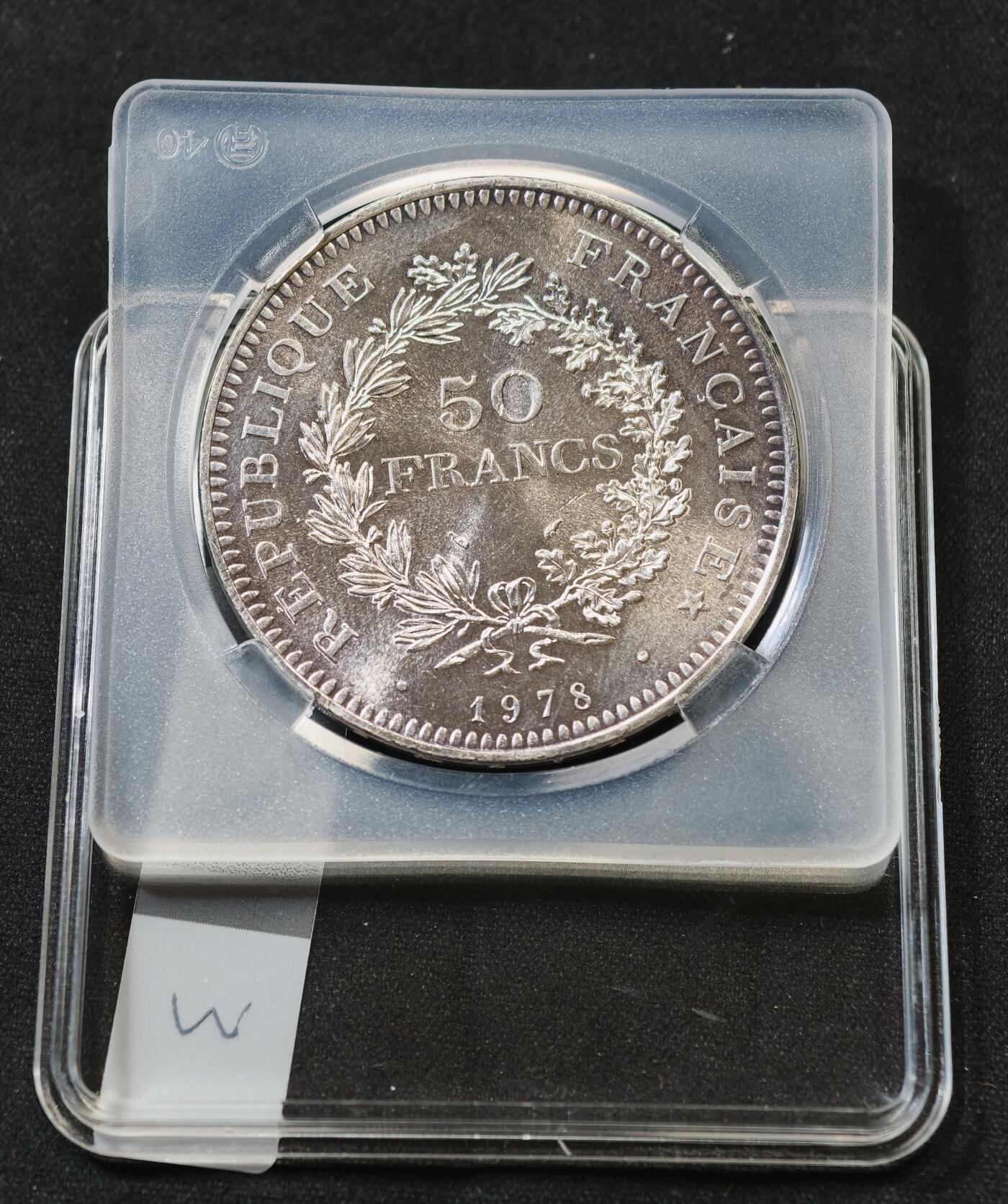 甄臻铺-世界币章拍卖（第58期），送拍享返佣金等优惠多多 裸币 法国 1978年 50法郎 大银币，30克，900银 ，底板丝滑，转光强烈