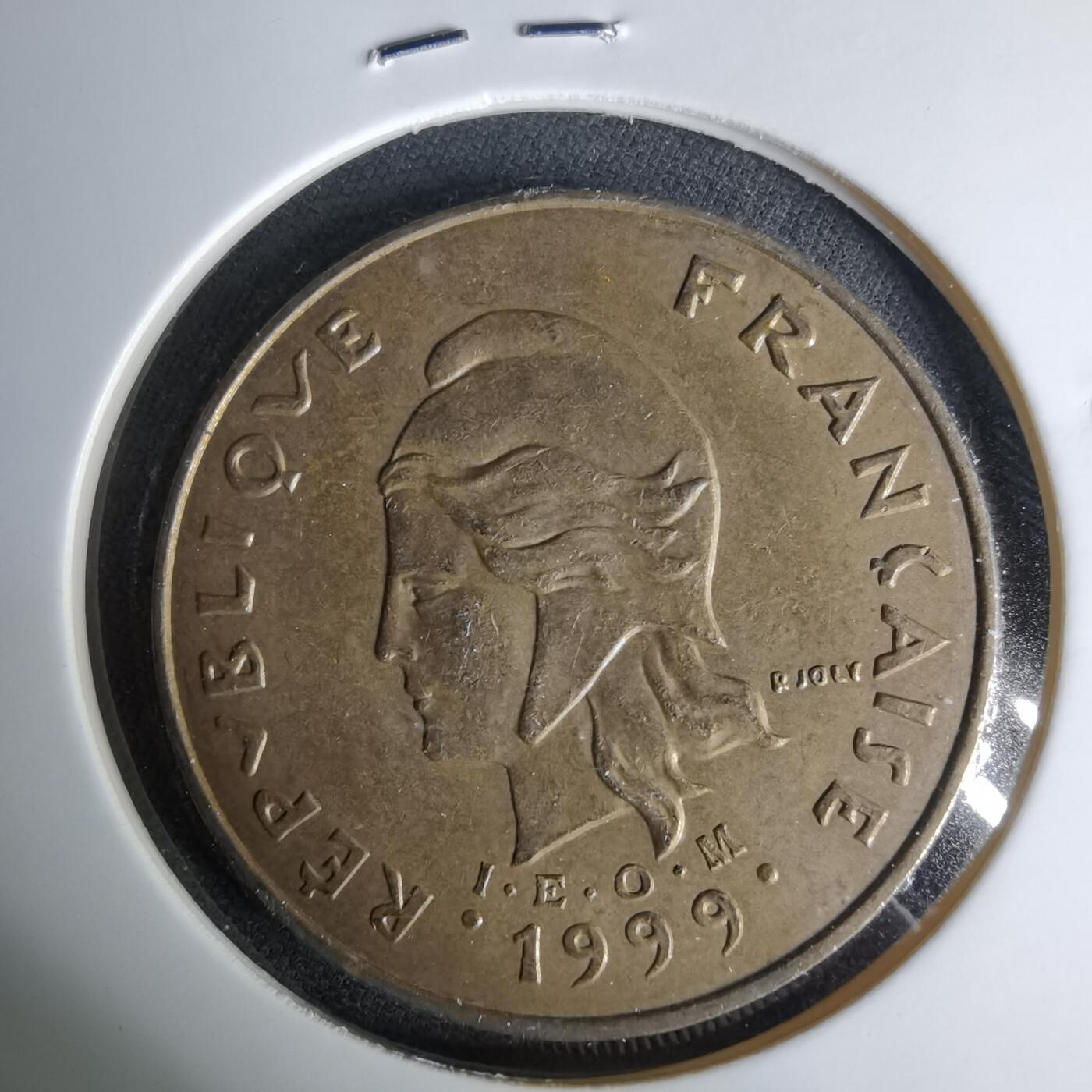 沼泽如烟--第1041场 法属新喀里多尼亚1999年100法郎