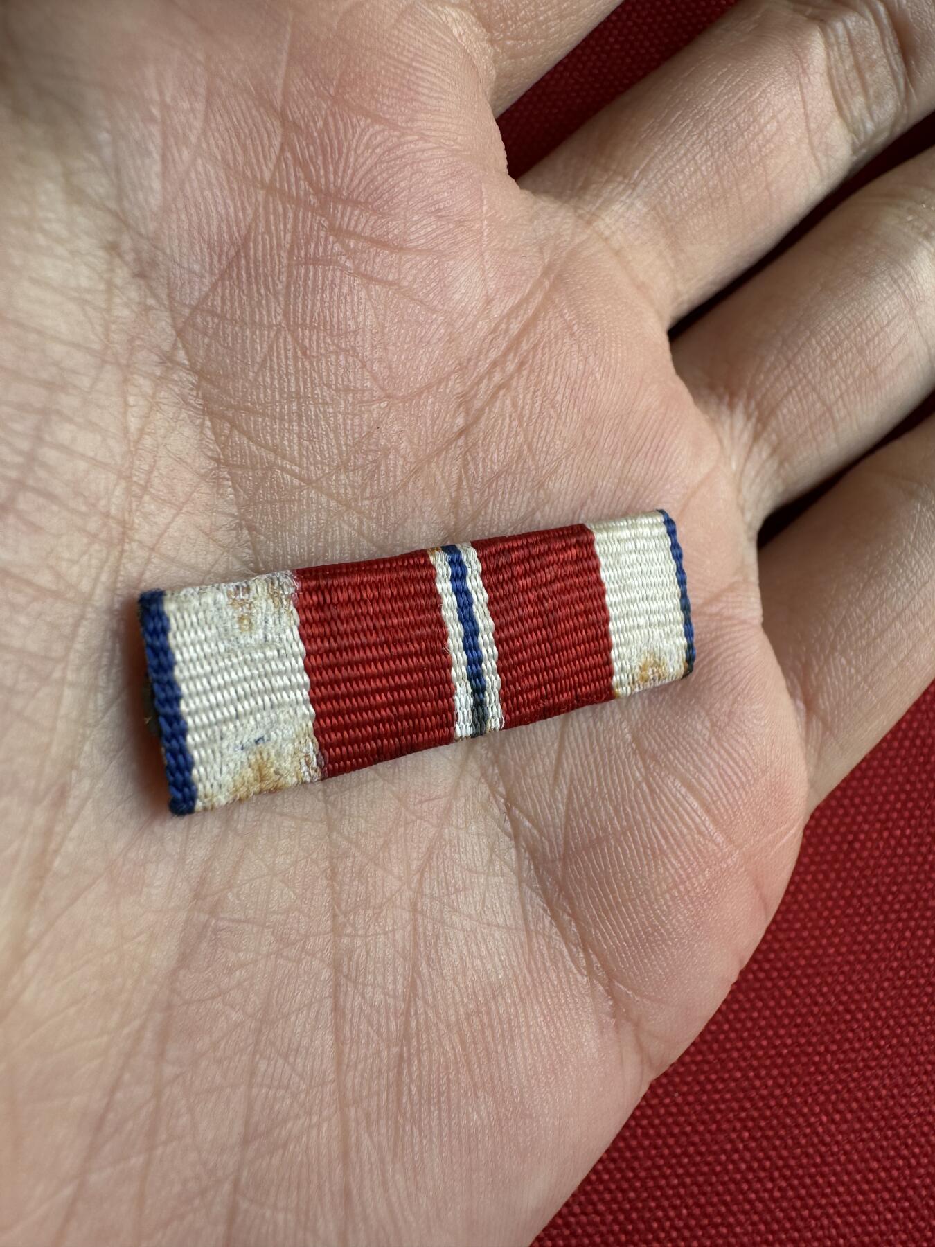 五哥徽章群   2号周四晚上八点4群联拍 略章