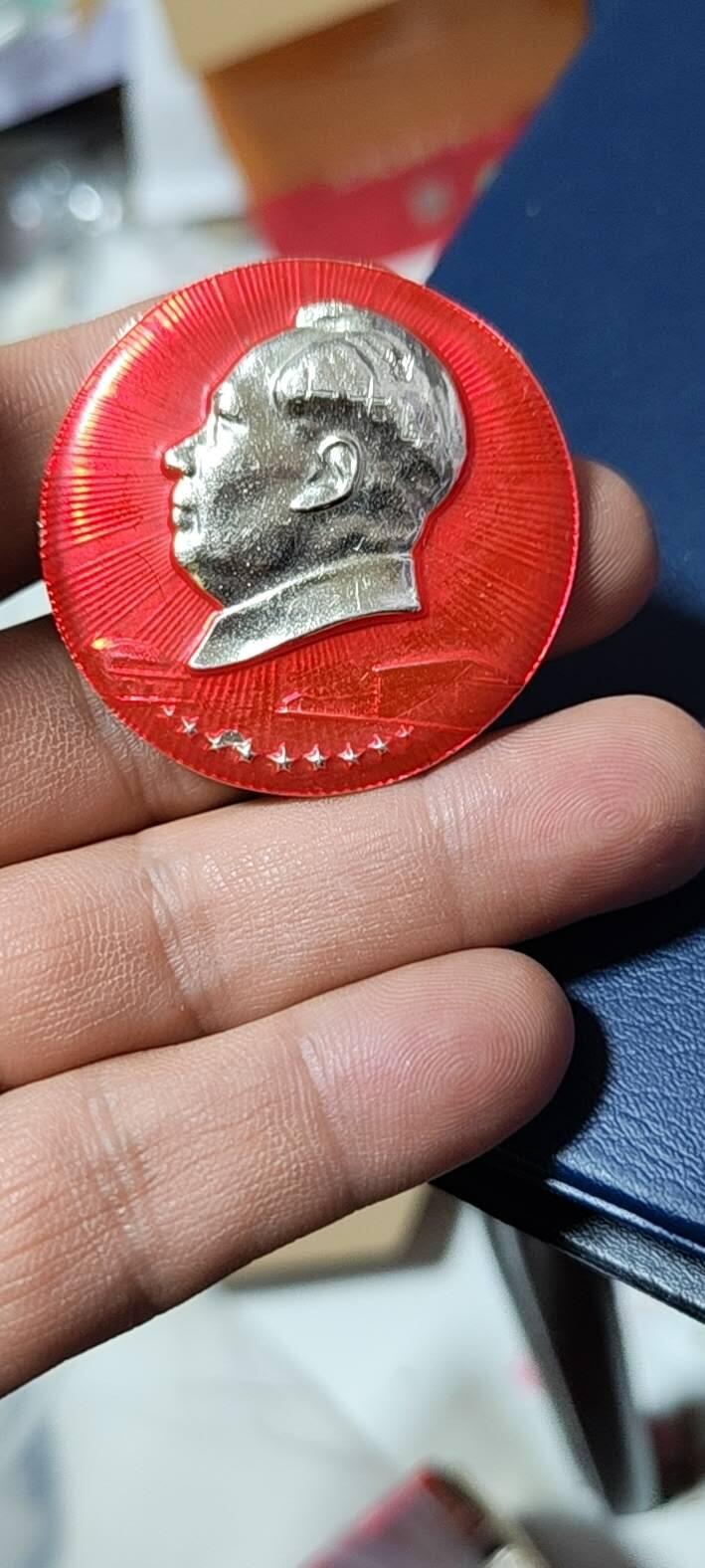 毛主席像章拍场，都是部队题材章 🔥🔥🔥🔥毛主席像章，45.7毫米，背面有铭文：青海省军区