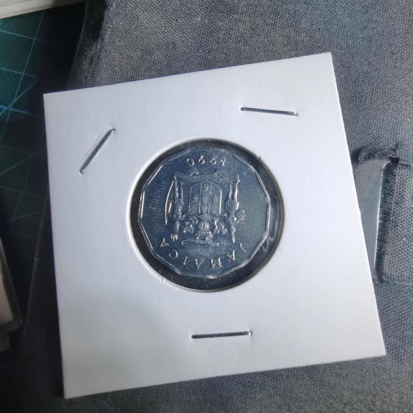 沼泽如烟--第1040场 牙买加1990年一分