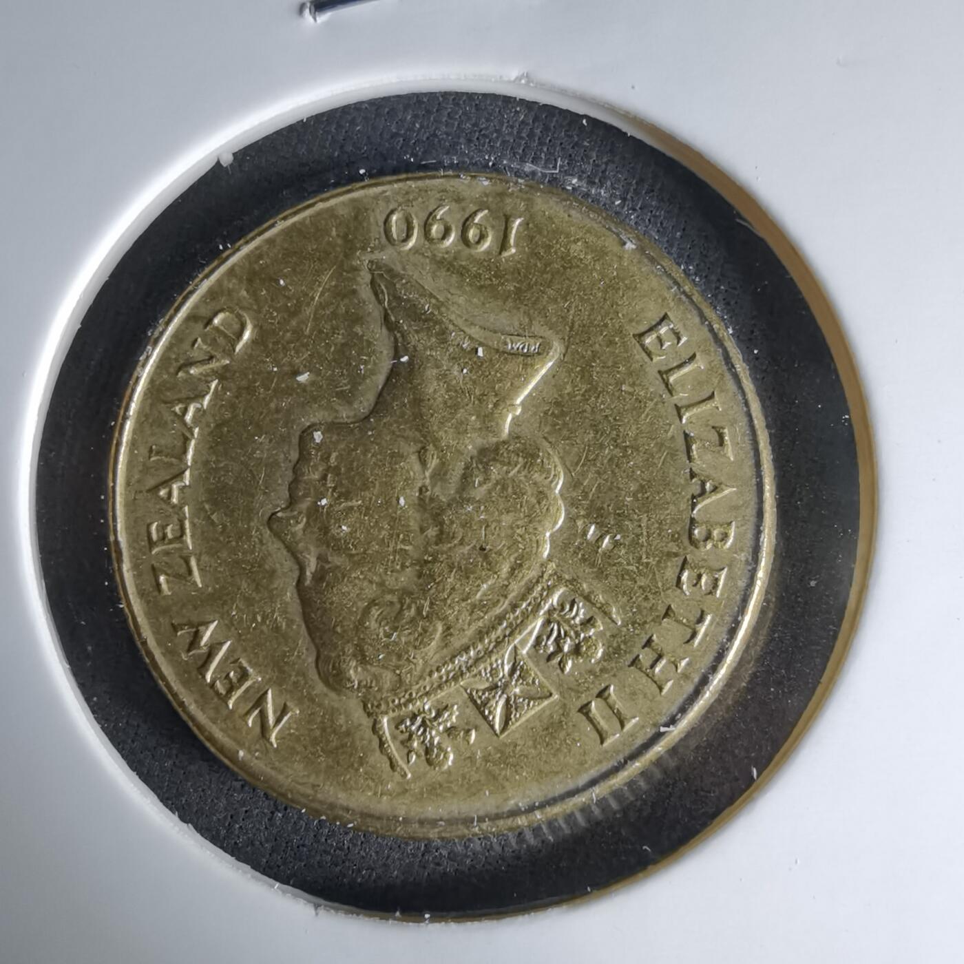 沼泽如烟--第1041场 新西兰1990年一元