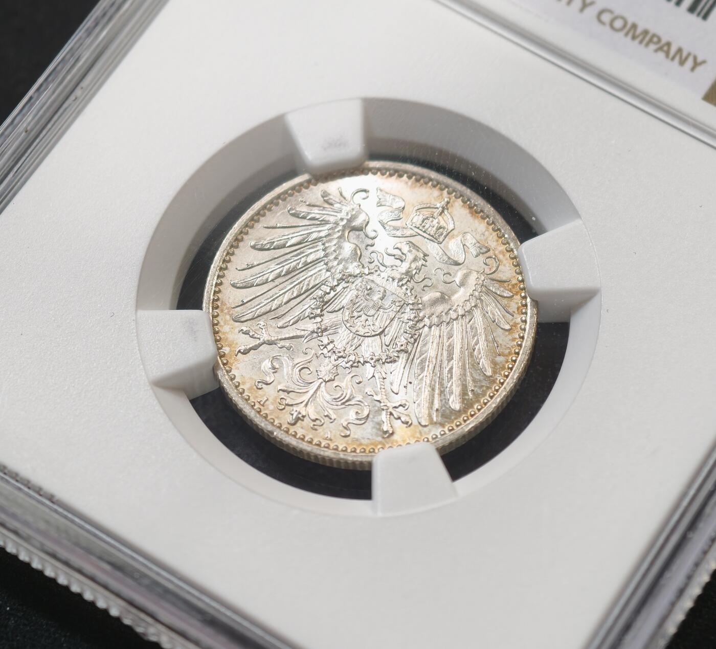 甄臻铺-世界币章拍卖（第58期），送拍享返佣金等优惠多多 NGC-MS66 1915年德国1马克银币 ，环形黄油包浆，原光好品， 高分评级