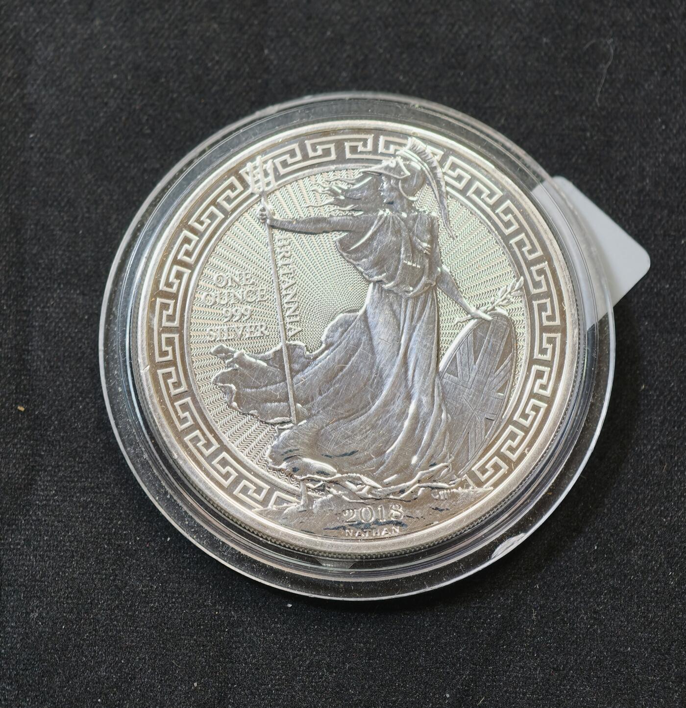 甄臻铺-世界币章拍卖（第58期），送拍享返佣金等优惠多多 2018 英国不列颠尼亚银币 1盎司纯银 发行量稀少的东方福纹Oriental Boarder版本