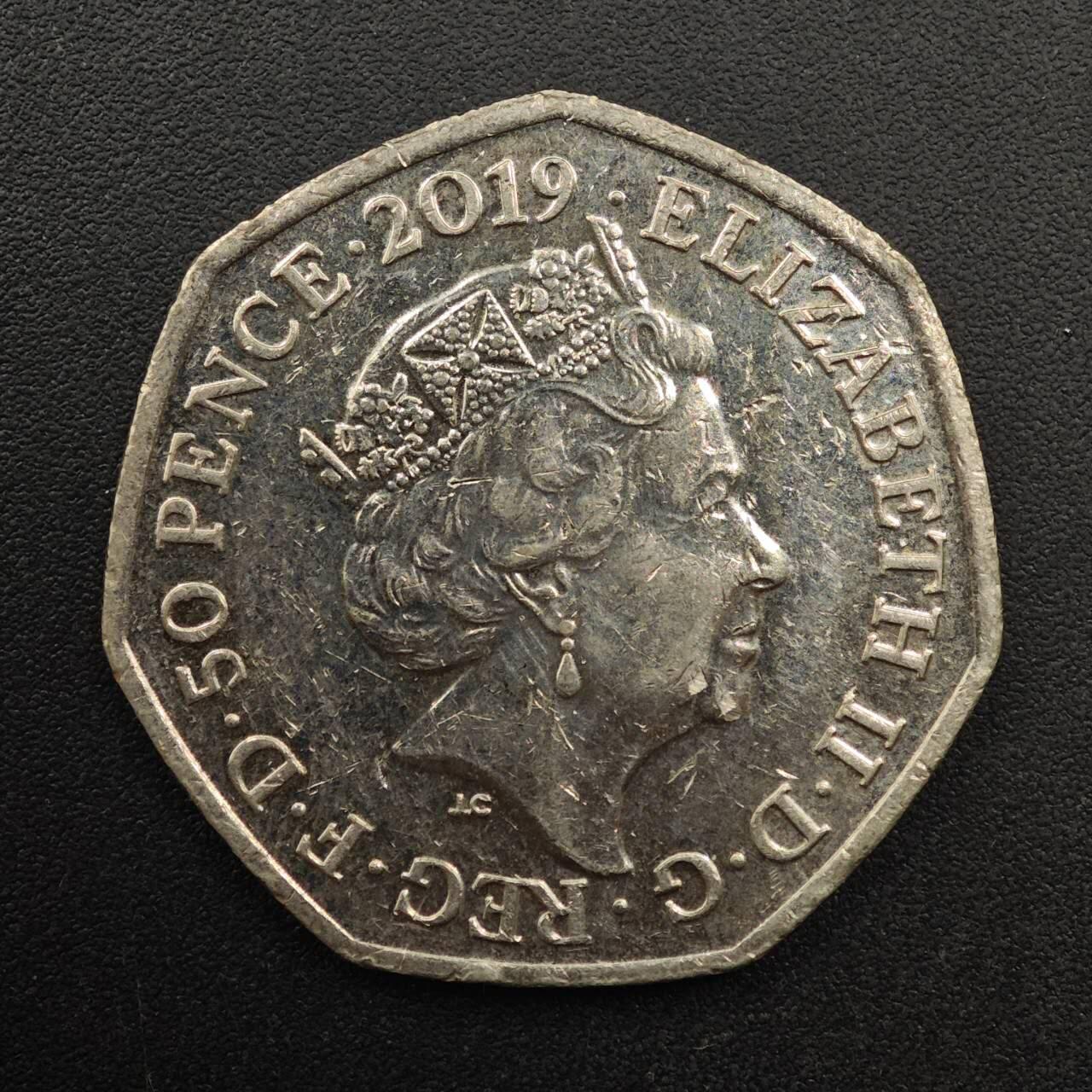 【淘币小摊】实时拍第八百八十七拍   散币场    每周一统一发货 英国2019年帕丁顿熊50便士纪念币