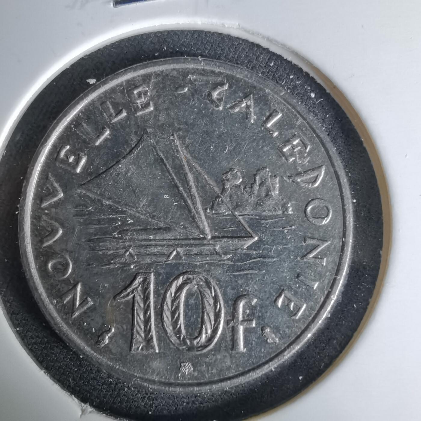 沼泽如烟--第1041场 法属新喀里多尼亚1972年10法郎