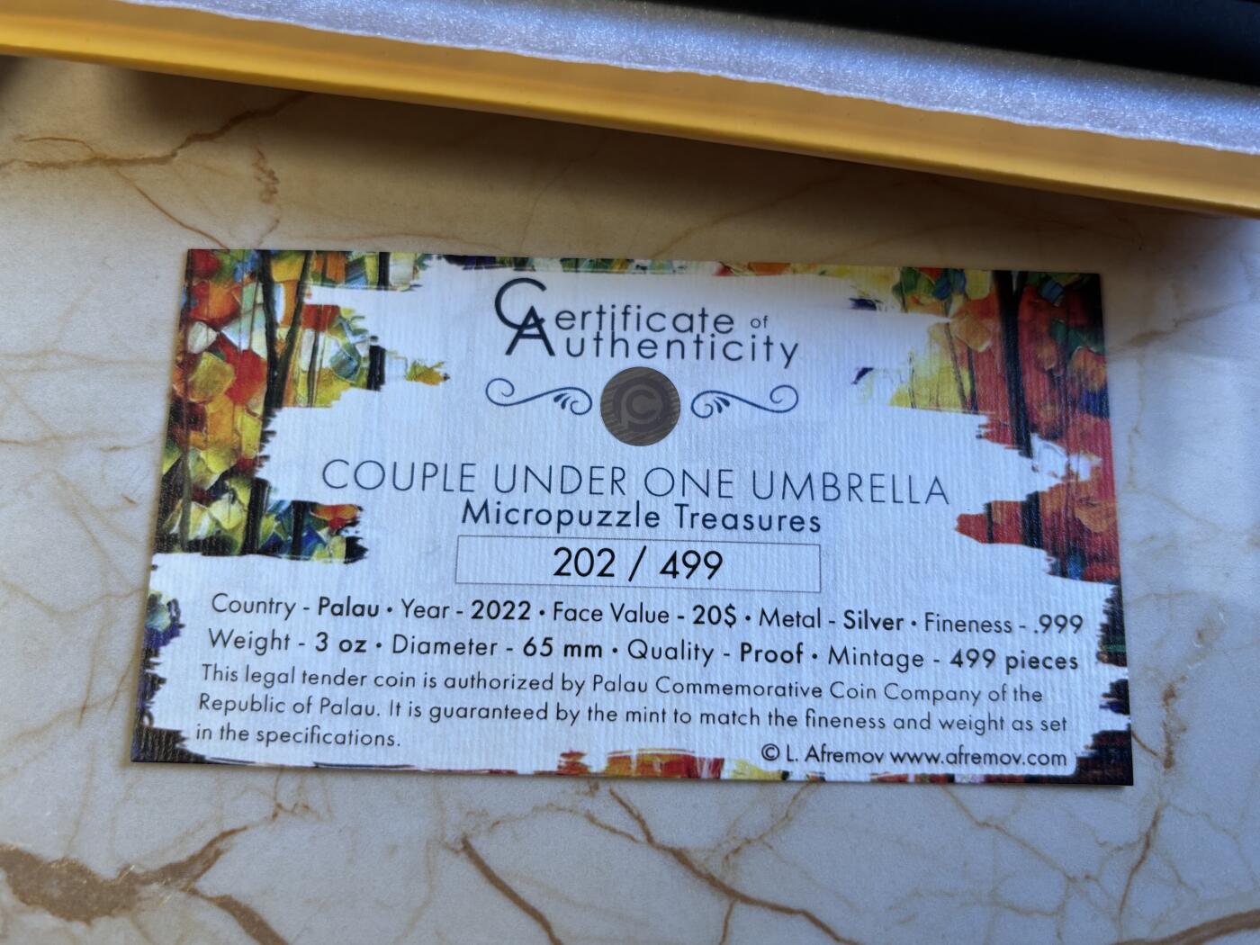 第196期拍卖 帕劳2022年微型拼图系列-伞下情侣彩色纪念银币原盒证书，999银，3盎司，发行量499枚