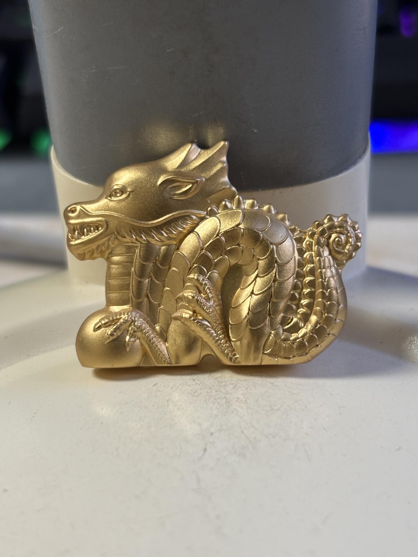 第196期拍卖 蒙古2024年中国生肖系列龙年1盎司镀金纪念银币，999银镀金，发行888枚