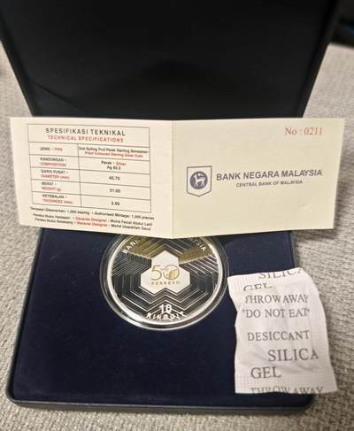 ❤️【币观天下】❤️ 第347期钱币拍卖场- 2026.4.3周五晚上6点半场 长期征集拍品  - 马来西亚2021年公积金50周年彩色纪念银币发行量1000枚盒证齐全 号码随机