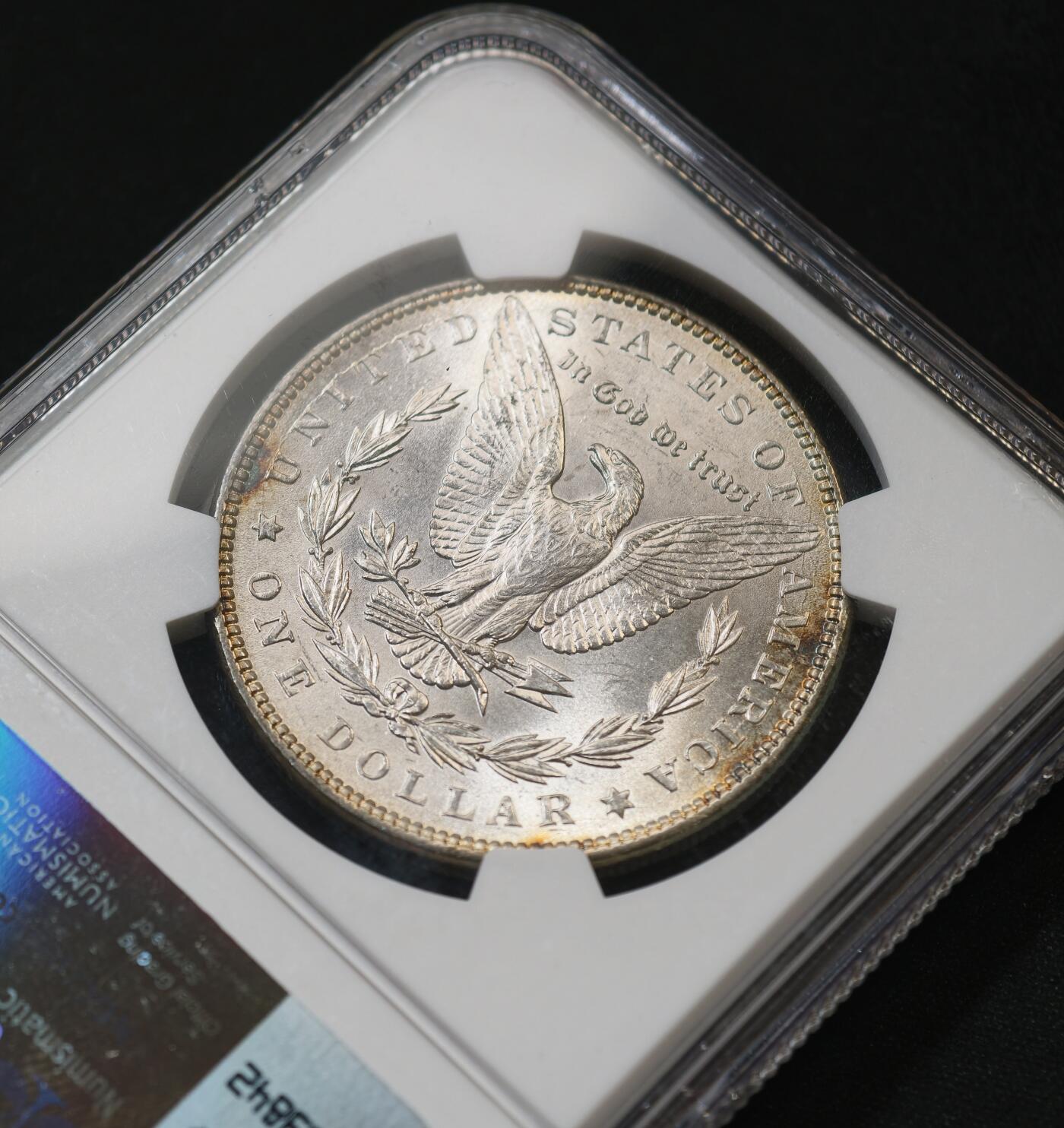 甄臻铺-世界币章拍卖（第58期），送拍享返佣金等优惠多多 NGC-MS65 美国 1888年 摩根银币 高分吉祥年