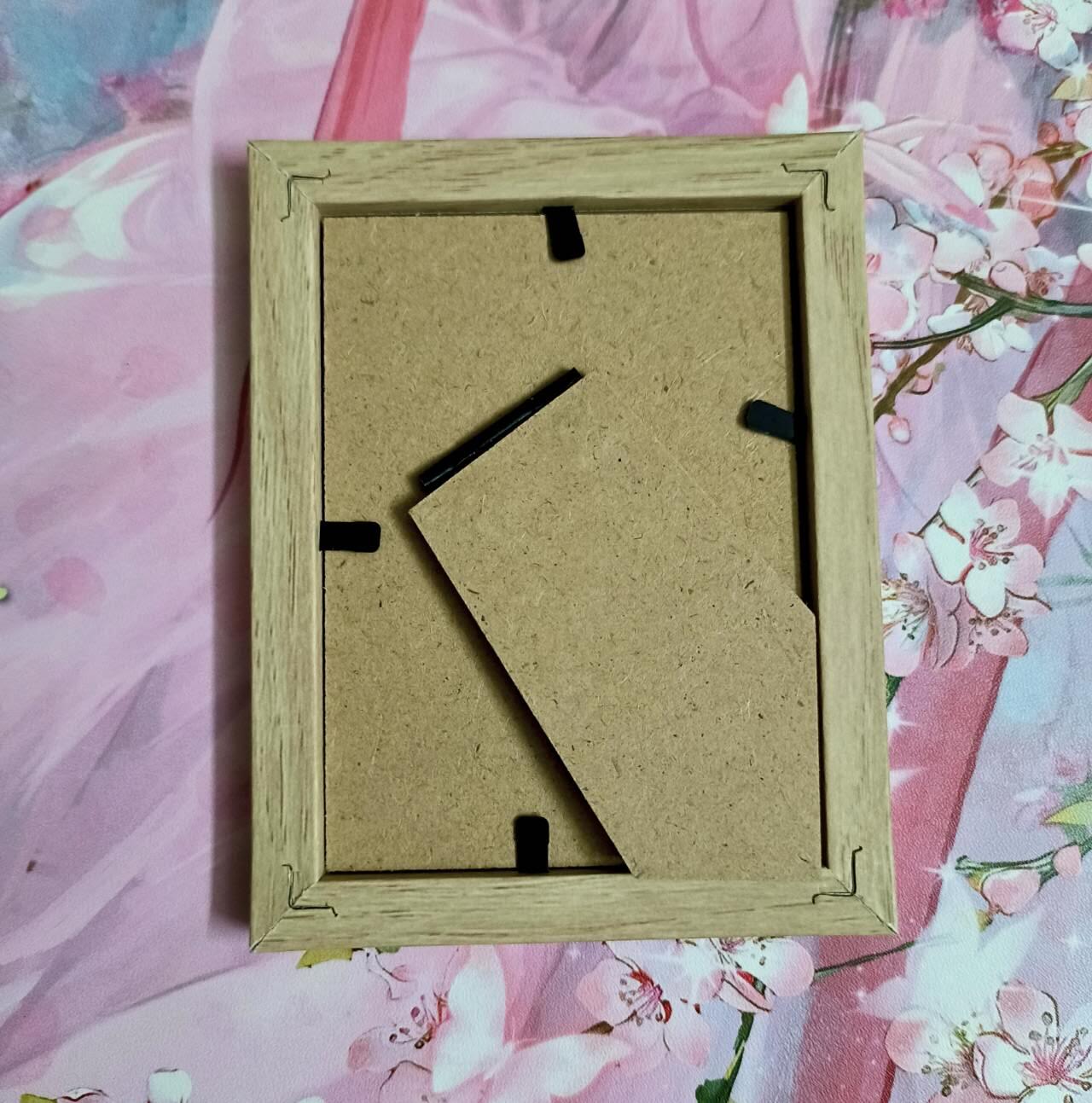 龙虎卡牌-八一场（满200元包邮，无佣金，每周六结拍，欢迎送拍） 拍立得（带相框）海贼王 女帝