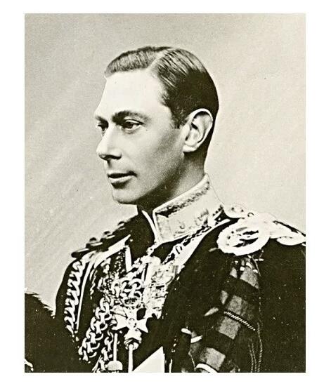 纯手工 英国1944年 二战期间乔治六世镀金高浮雕精制币章吊坠 26MM