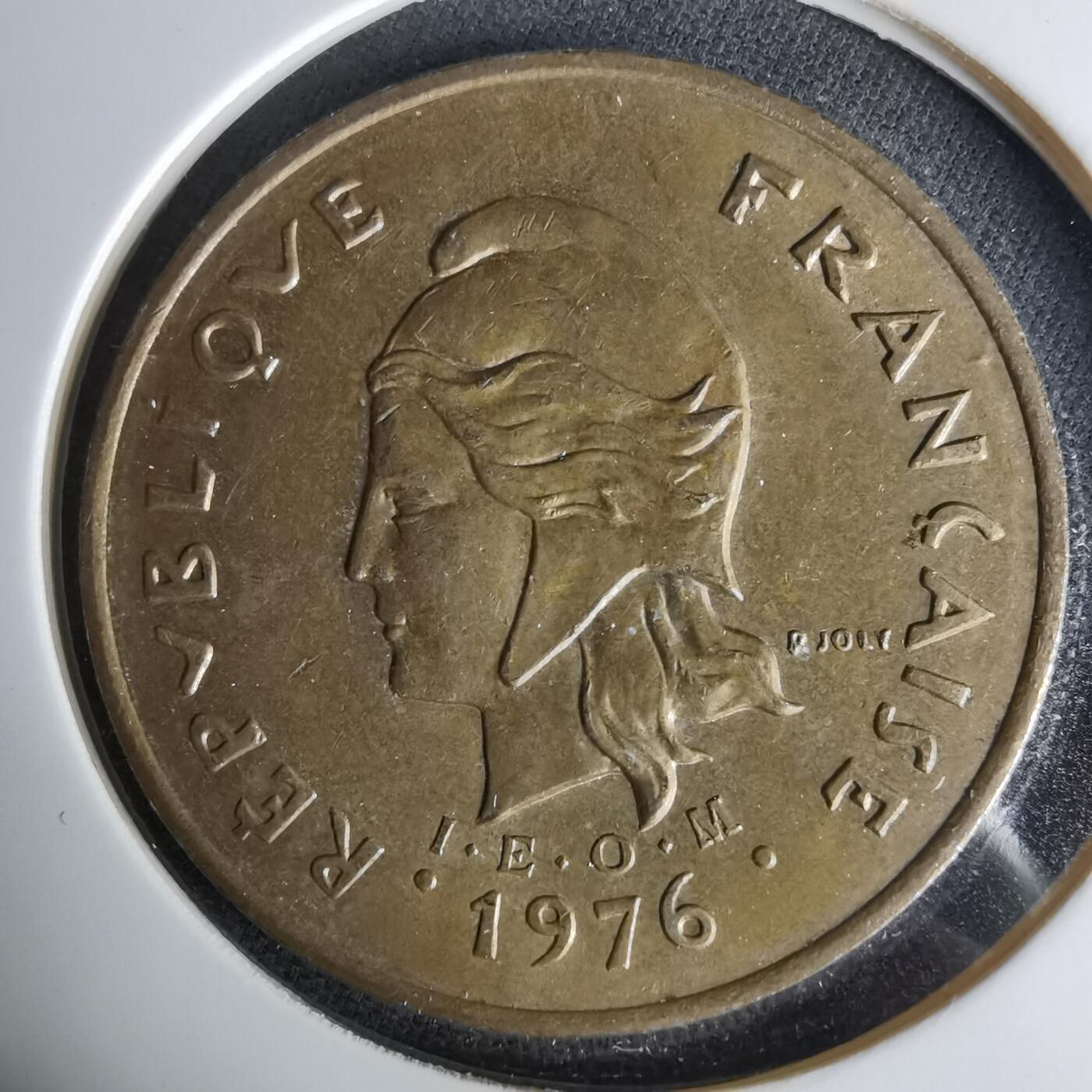 沼泽如烟--第1041场 法属新喀里多尼亚1976年100法郎