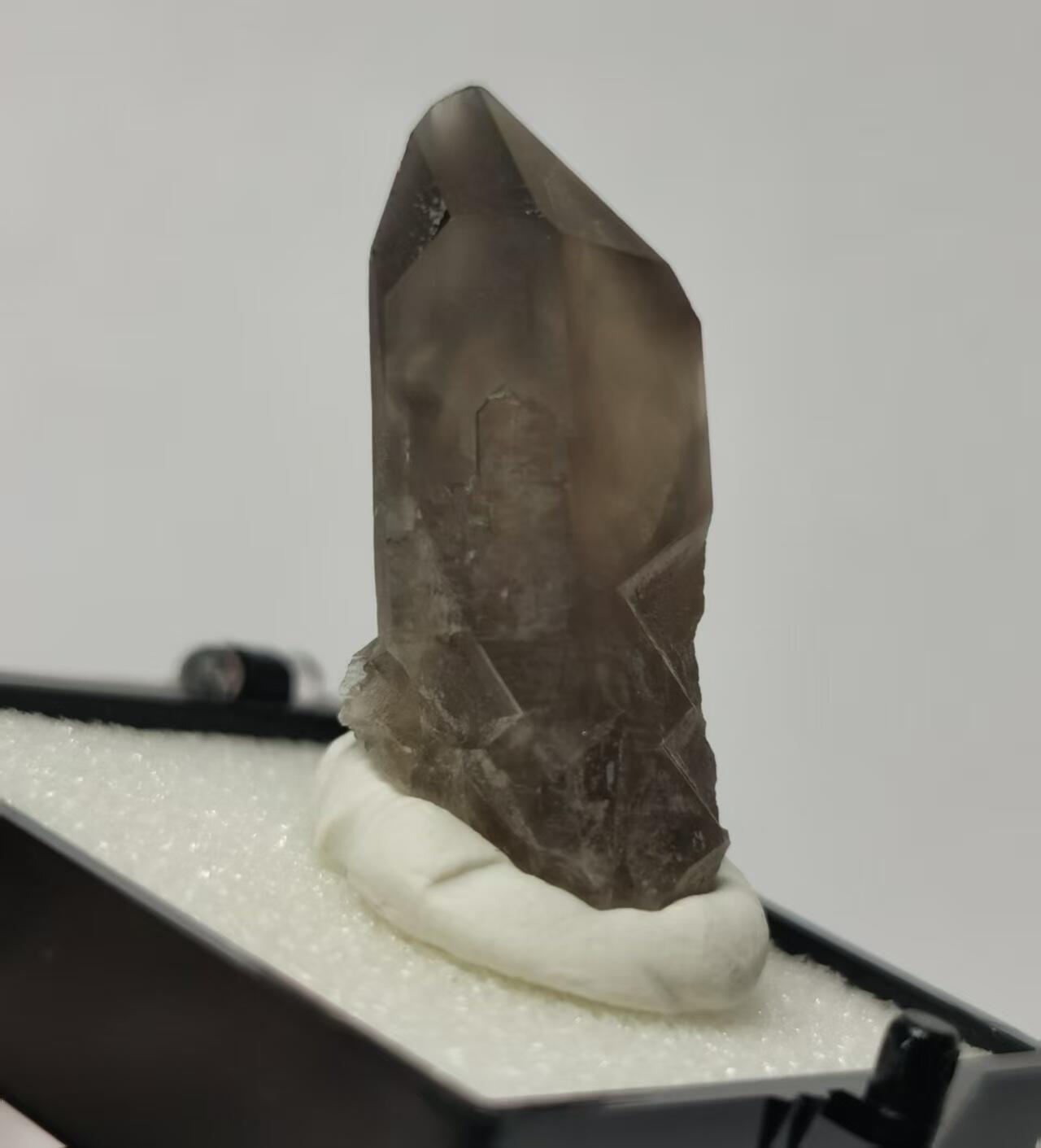 七河·水晶矿标化石杂件小拍（总第43期）（周四结标） 藏家出品X744（3）山东烟晶水晶原石矿标（盒子矿）  