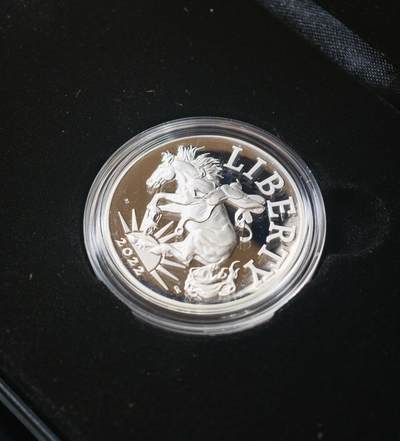 甄臻铺-世界币章拍卖（第58期），送拍享返佣金等优惠多多 - 2022 美国自由银章 1盎司纯银 Liberty Silver Medal 发行量7.5万枚 原盒证