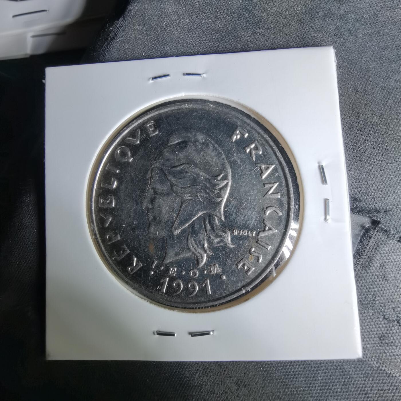 沼泽如烟--第1041场 法属新喀里多尼亚1991年50法郎