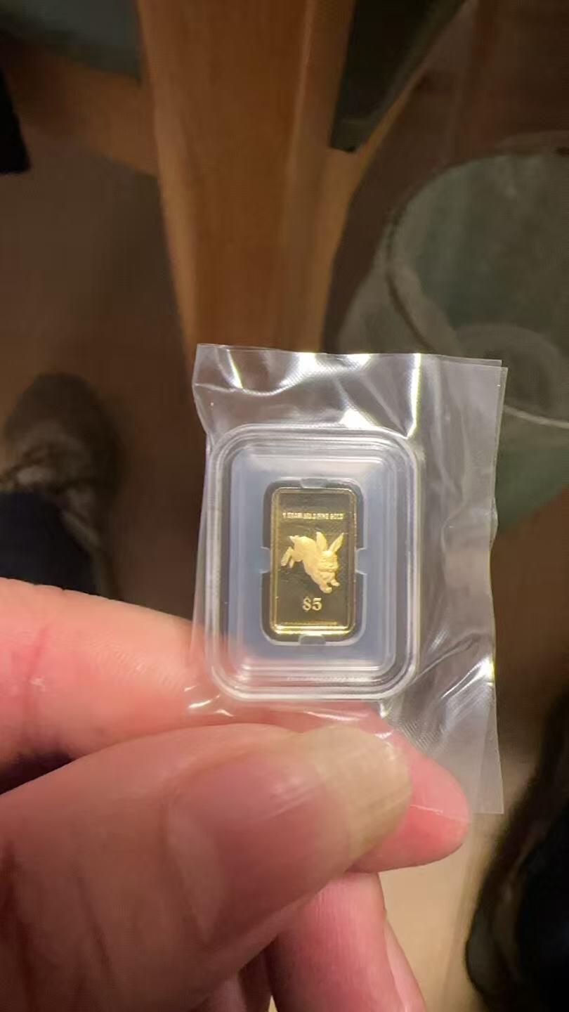 第195期拍卖  新加坡2023年十二生肖兔年1克纪念金币带证书，9999金，发行3000枚