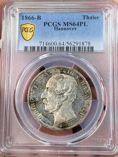 万国钱币拍卖第064期 - PCGS MS64PL 1866年德国汉诺威格奥尔格五世狮马流通1泰勒 汉诺威最后的流通泰勒 如同彩虹般的七色包浆洒落在深度镜面类精制质感的地板之上 在高浮雕喷砂质感的人像与狮马盾徽加持下给人以强烈的视觉冲击 极罕见品质 PCGS唯一冠军分典藏级