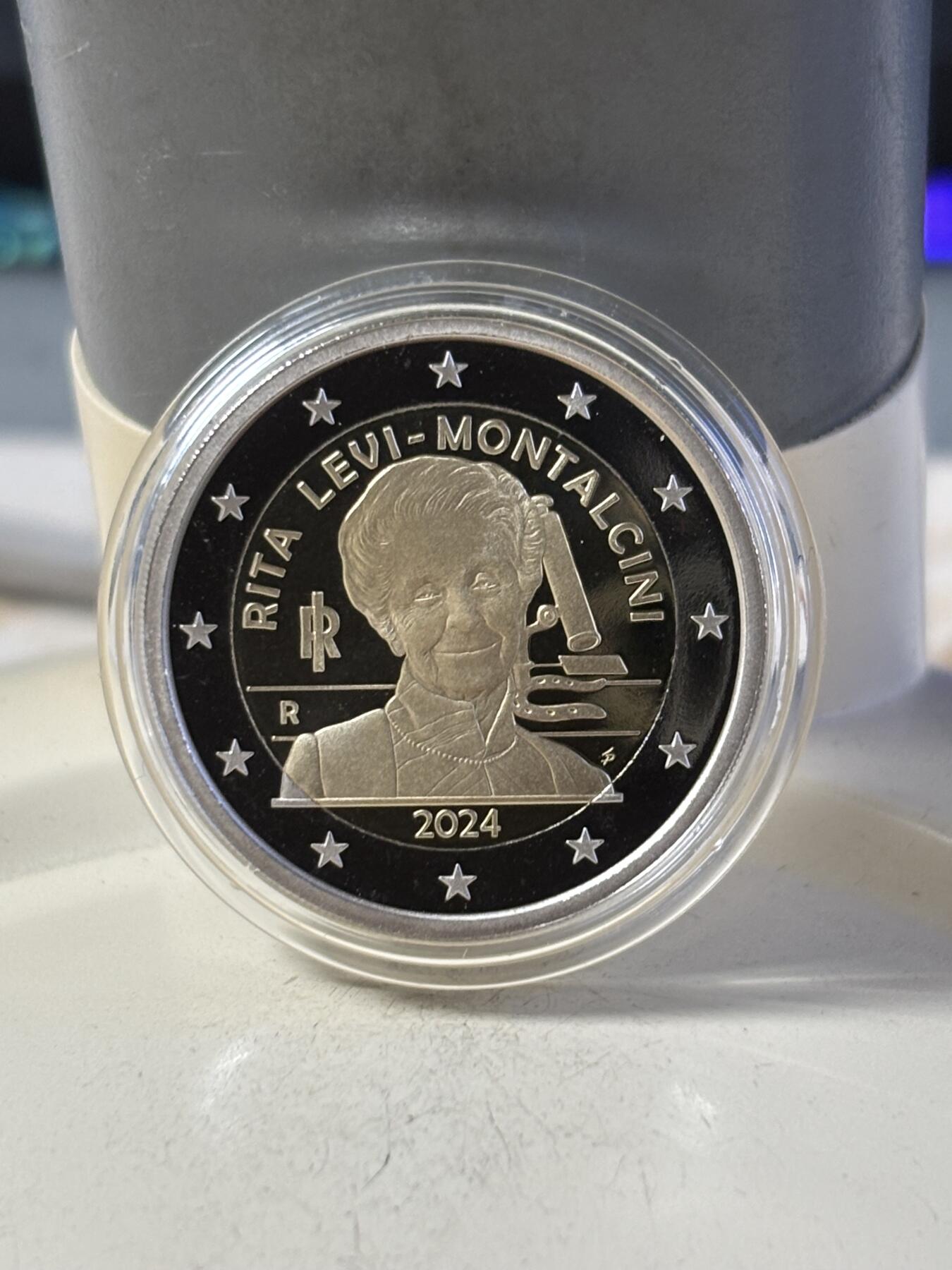 第196期拍卖 意大利2024年诺贝尔医学奖蒙塔尔奇尼2欧元纪念币