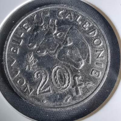 沼泽如烟--第1041场 - 法属新喀里多尼亚1992年20法郎