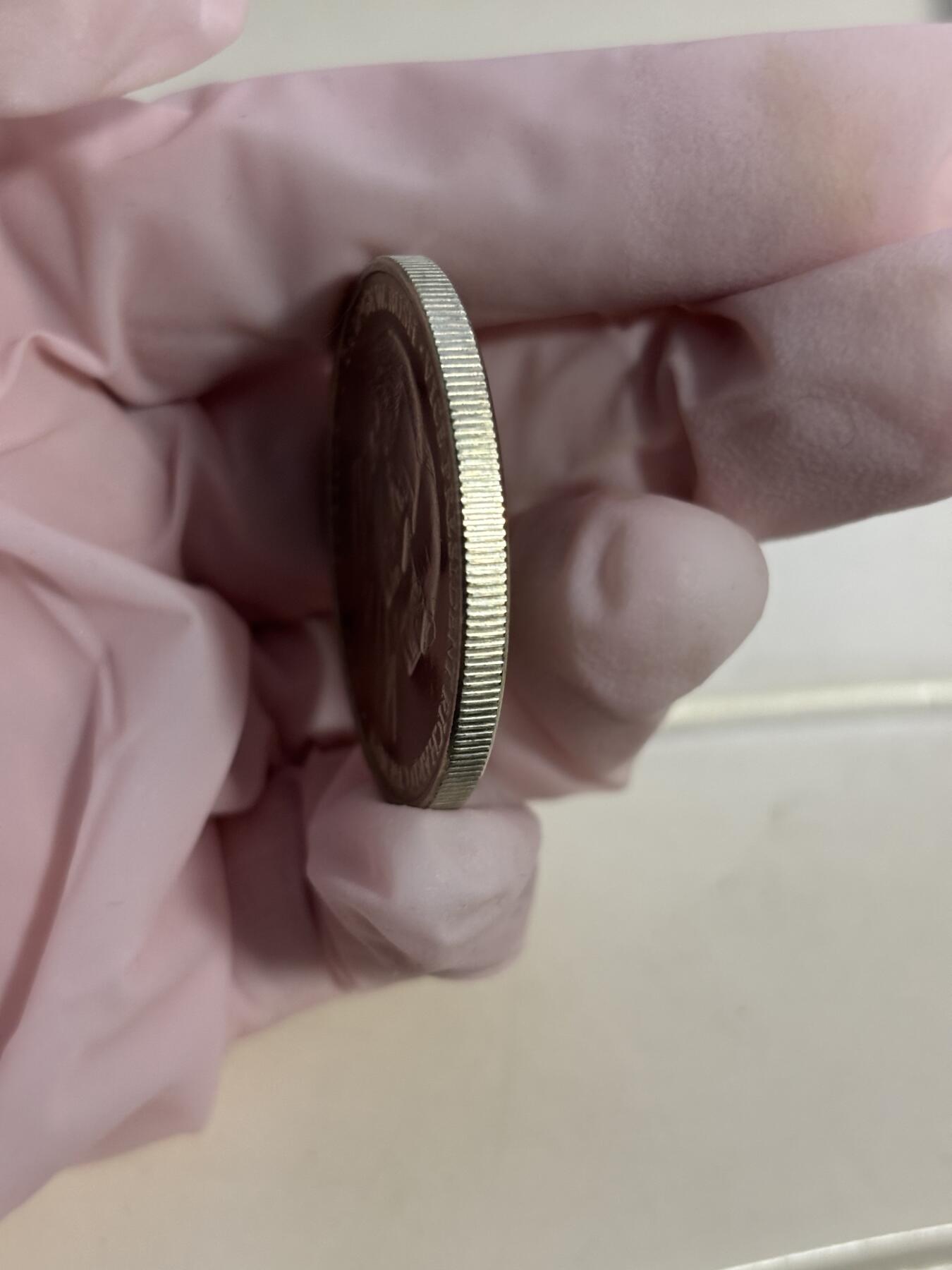 利比里亚 2001年 5元 纪念币