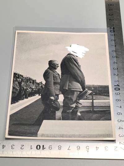 小驴勋章奖章收藏4月4日周六晚六点拍卖（珍爱和平，收藏战争，铭记历史，勿忘国耻，忠党爱国。有偿代拍，送拍规则在简介最后，参拍须阅读规则后再参拍，关系到运费包装发货时效真假辨别等关键信息，拍卖时不再发原图，看大图店主微信码在拍卖店铺介绍里） - 大号画家宣传卡片