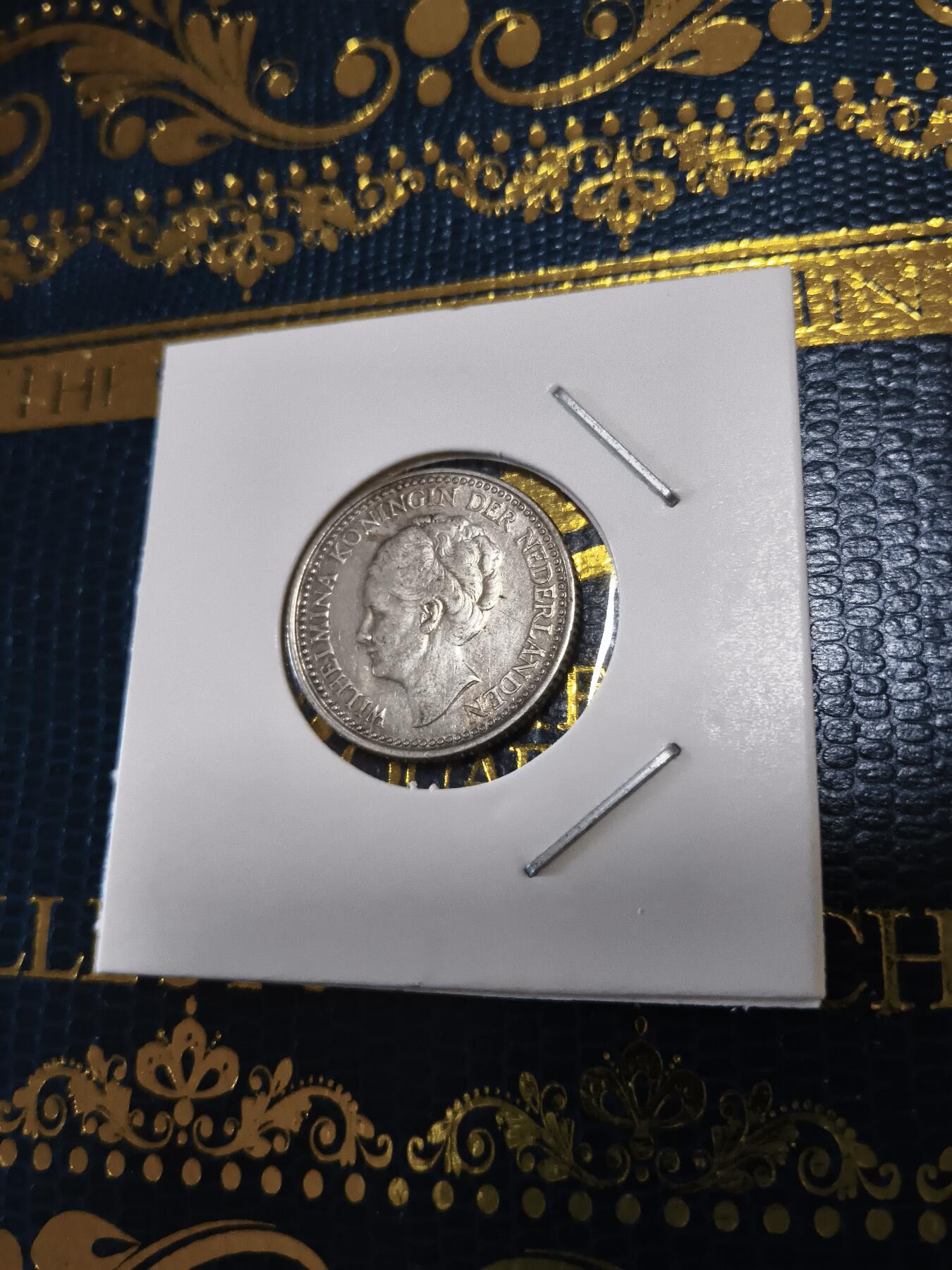 长老汇马年精选第十五场拍卖 1922荷兰威廉明娜1/2盾银币，5克720银（2）