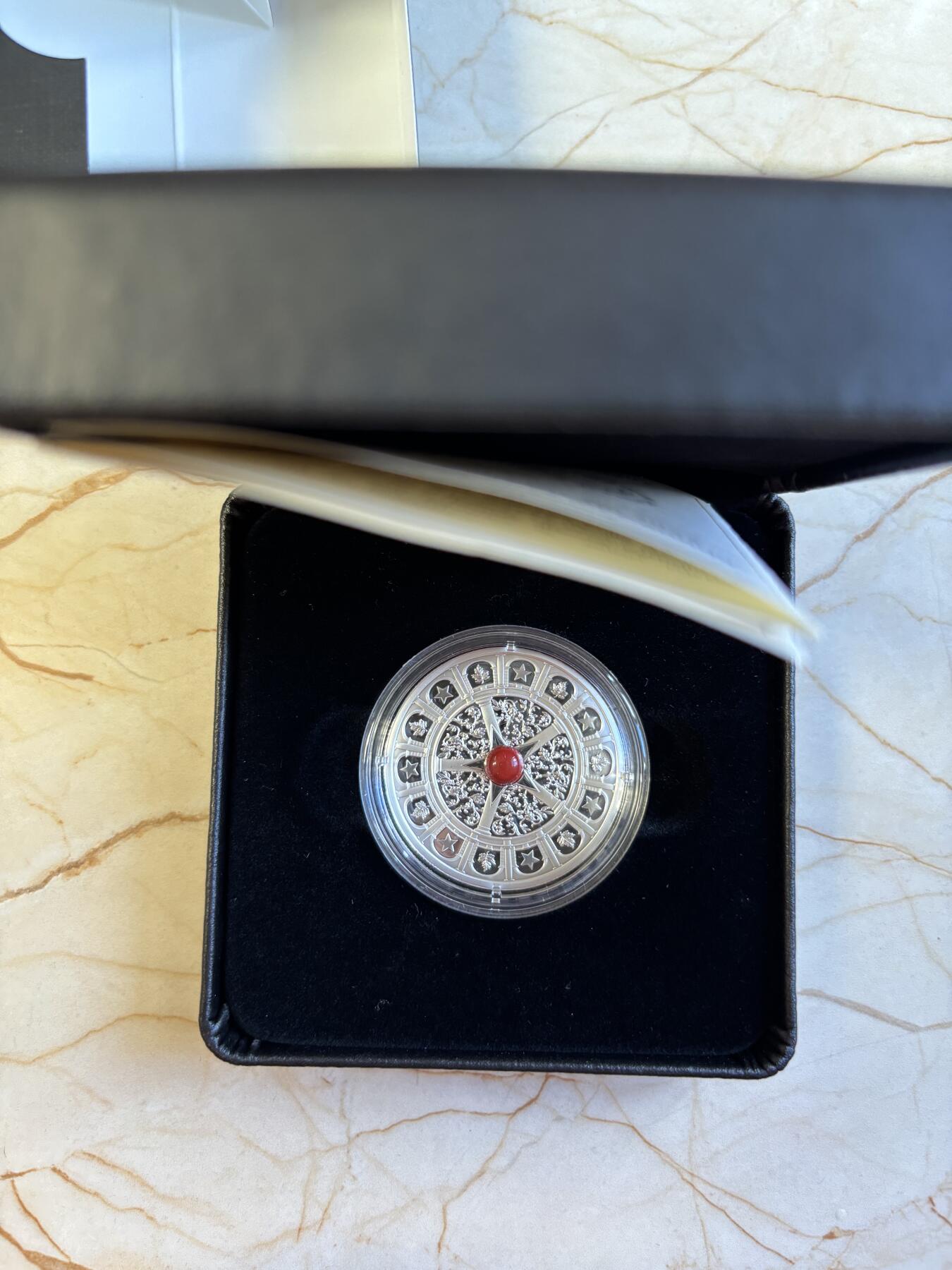 第196期拍卖 加拿大2025年多样性文化系列2力量和富足镶嵌1盎司银币，9999银，发行5500枚