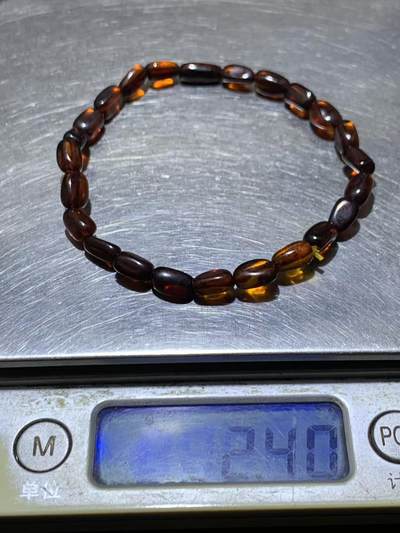 乌克兰血珀随形手串一条， - 乌克兰血珀随形手串一条，