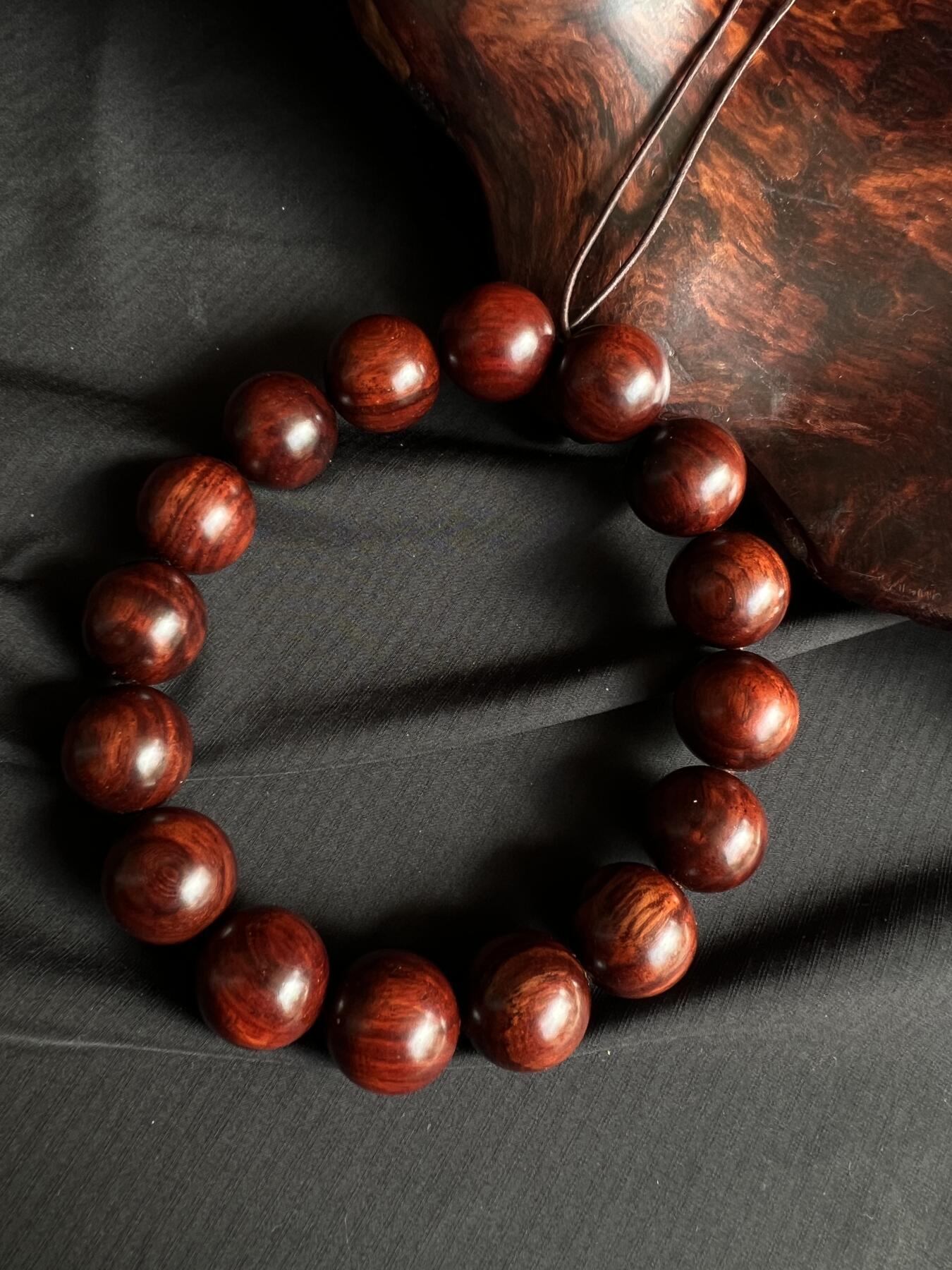 零元拍：小叶紫檀 1.5手串。妥妥的高油高密，檀香宜人