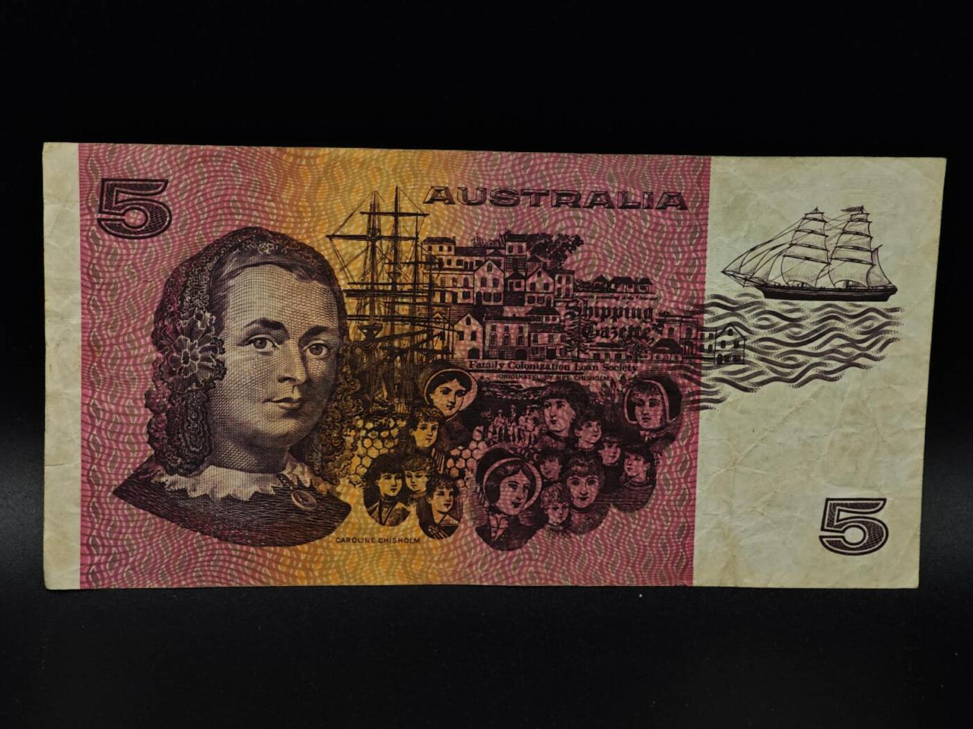  【淘币小摊】限时拍第八百八十九拍   散币套币纸币邮品场    每周一统一发货 澳大利亚5元纸币【有折】