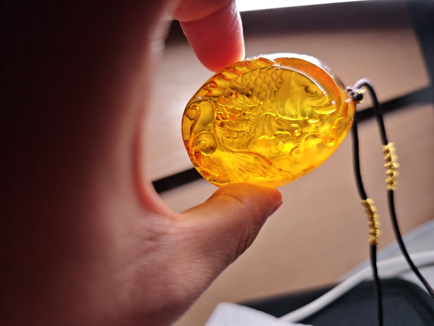 全新“鱼戏水”主题金珀