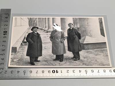 小驴勋章奖章收藏4月4日周六晚六点拍卖（珍爱和平，收藏战争，铭记历史，勿忘国耻，忠党爱国。有偿代拍，送拍规则在简介最后，参拍须阅读规则后再参拍，关系到运费包装发货时效真假辨别等关键信息，拍卖时不再发原图，看大图店主微信码在拍卖店铺介绍里） - 大号画家宣传卡片