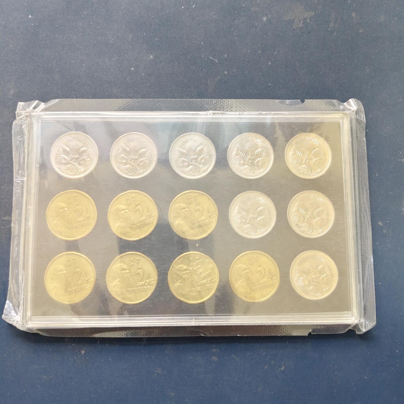 【全场包邮】纯粹捡漏拍517场 澳大利亚散币一盒-含2元7枚