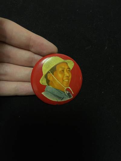 专场 - 像章少见右像