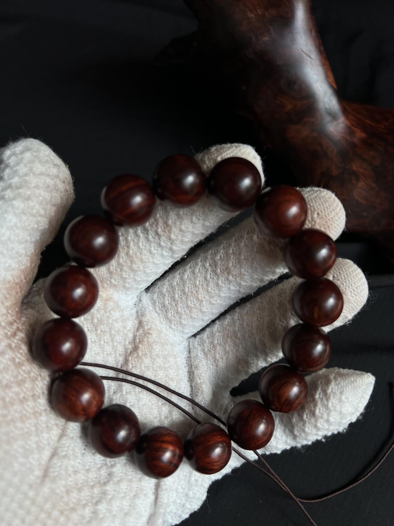 零元拍：小叶紫檀 1.5手串。妥妥的高油高密，檀香宜人