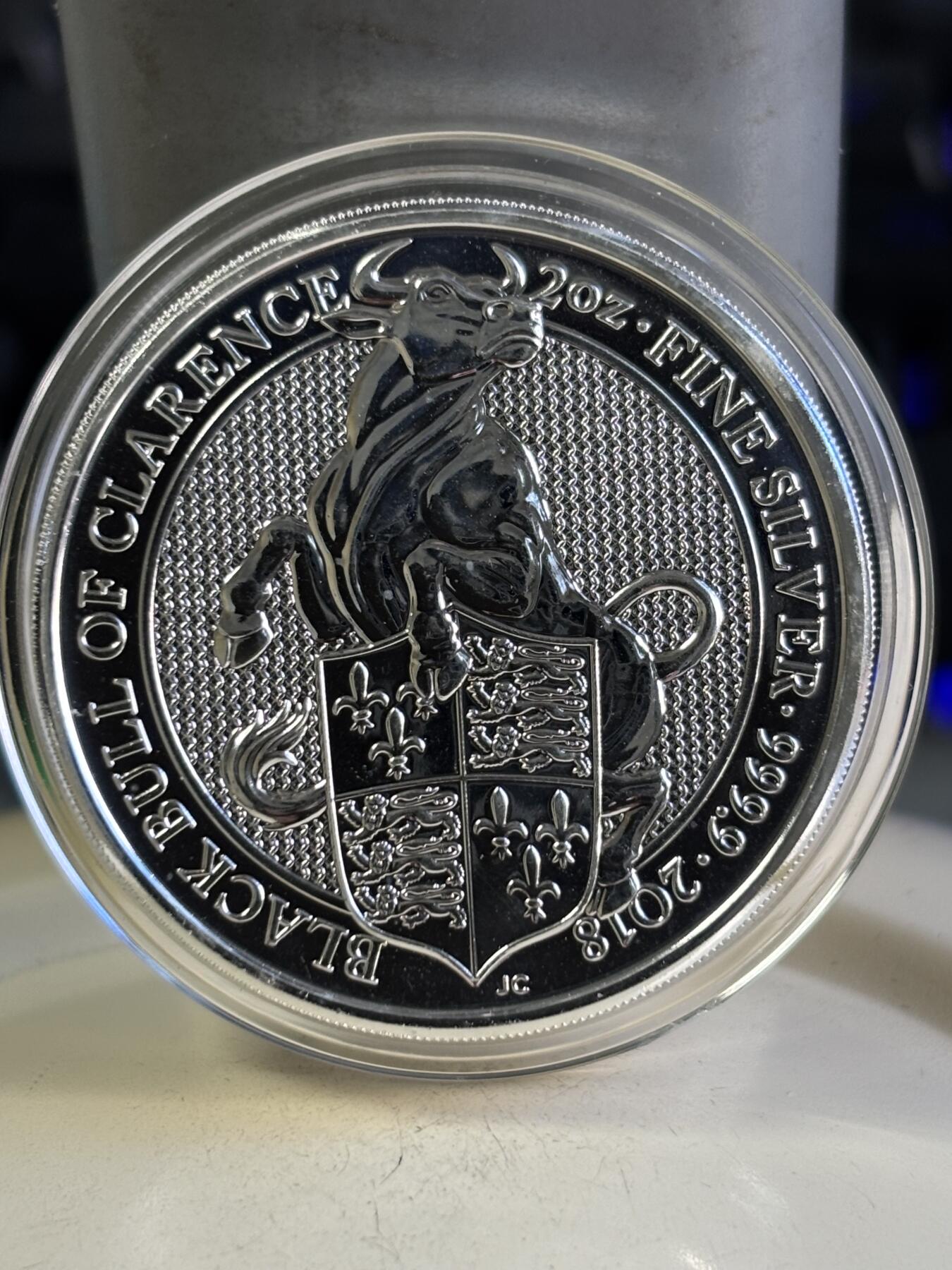 第196期拍卖 英国2018年女王神兽系列克拉伦斯黑牛2盎司纪念银币，9999银