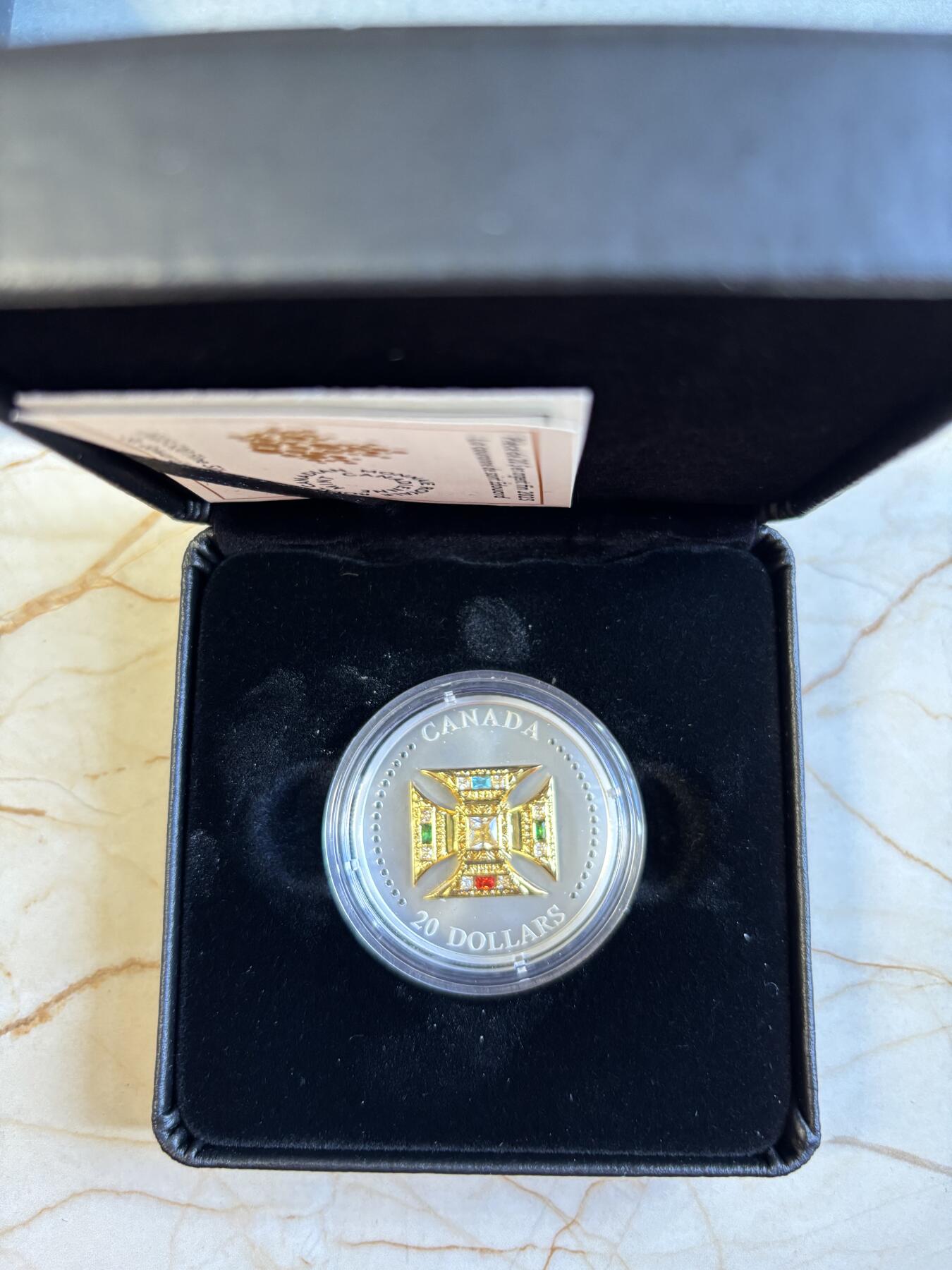 第196期拍卖 加拿大2023年爱德华皇冠镶嵌水晶1盎司精制纪念银币，9999银，发行6000枚