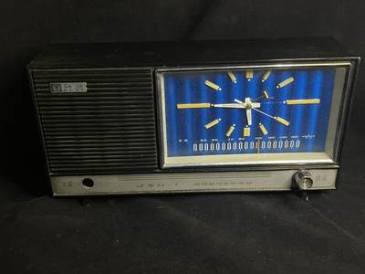 专场 - 老收音机一个好坏不知