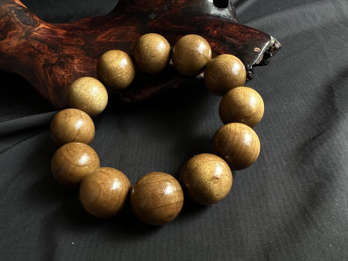 零元拍：金丝楠2.0手串 金丝满满，满手留香