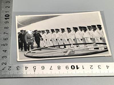 小驴勋章奖章收藏4月4日周六晚六点拍卖（珍爱和平，收藏战争，铭记历史，勿忘国耻，忠党爱国。有偿代拍，送拍规则在简介最后，参拍须阅读规则后再参拍，关系到运费包装发货时效真假辨别等关键信息，拍卖时不再发原图，看大图店主微信码在拍卖店铺介绍里） - 画家宣传卡片