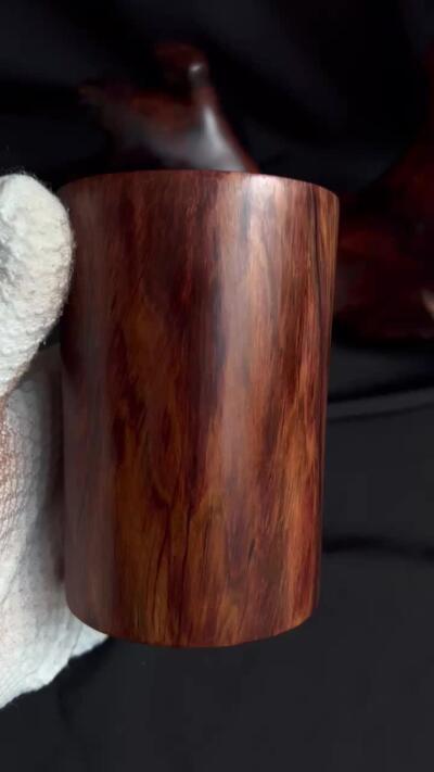 零元拍：海南黄花梨笔筒，整颗料抠出，口径：75/108MM