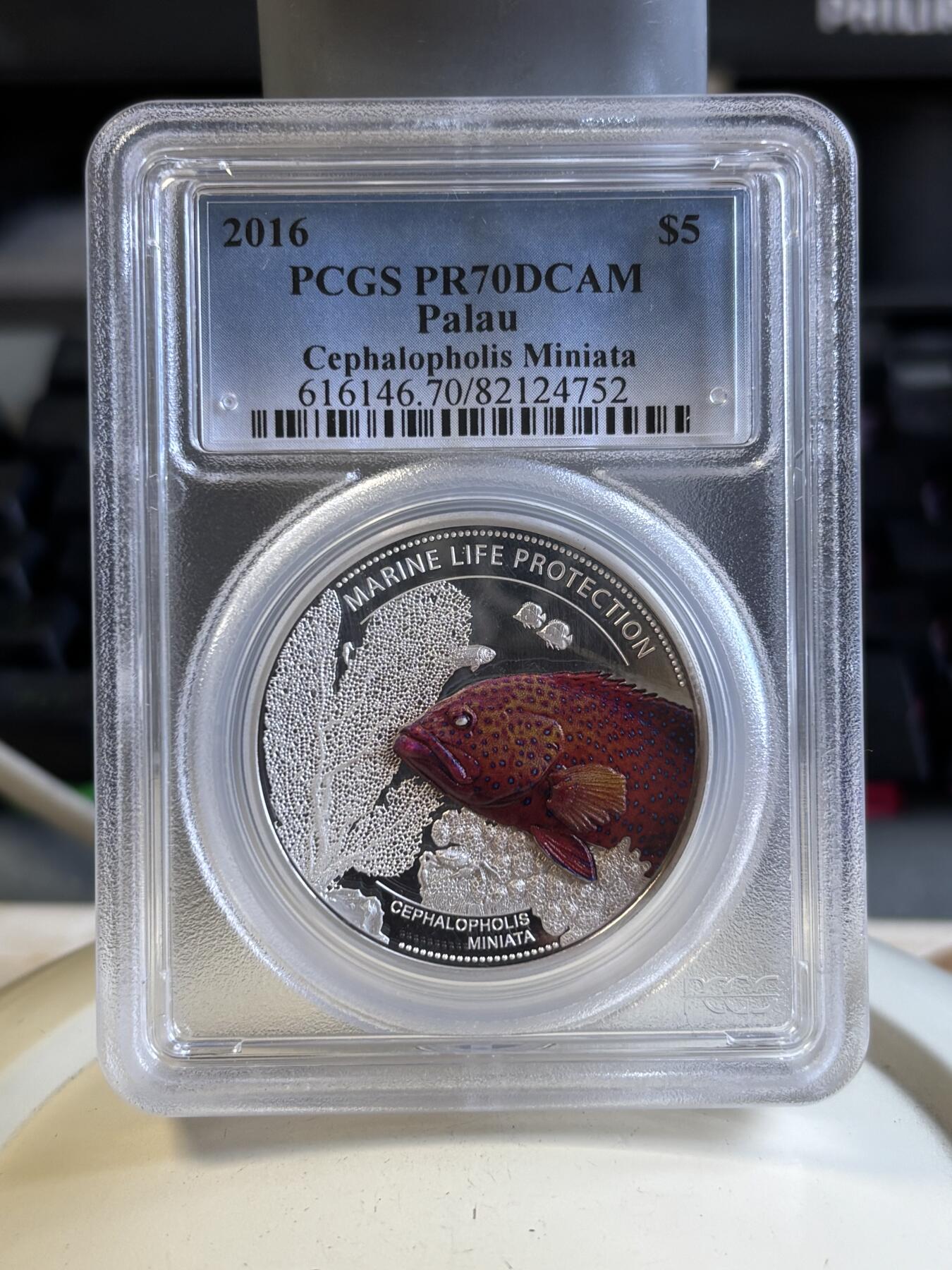 第196期拍卖 帕劳2016年珊瑚海湾鱼类彩色纪念银币PCGS-PR70无盒无证书,999银，25克