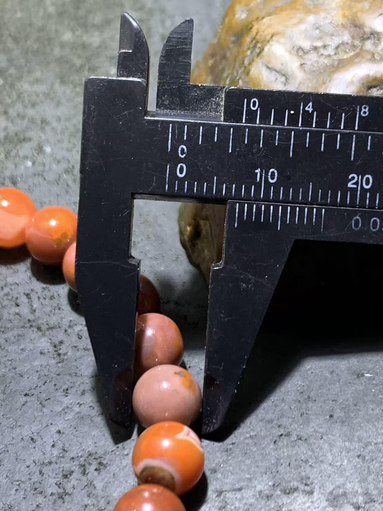 川料南红玛瑙通货手串一条