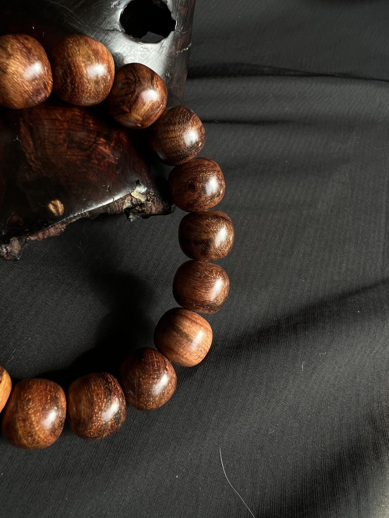 零元拍：海南黄花梨老型珠手串：12/13MM